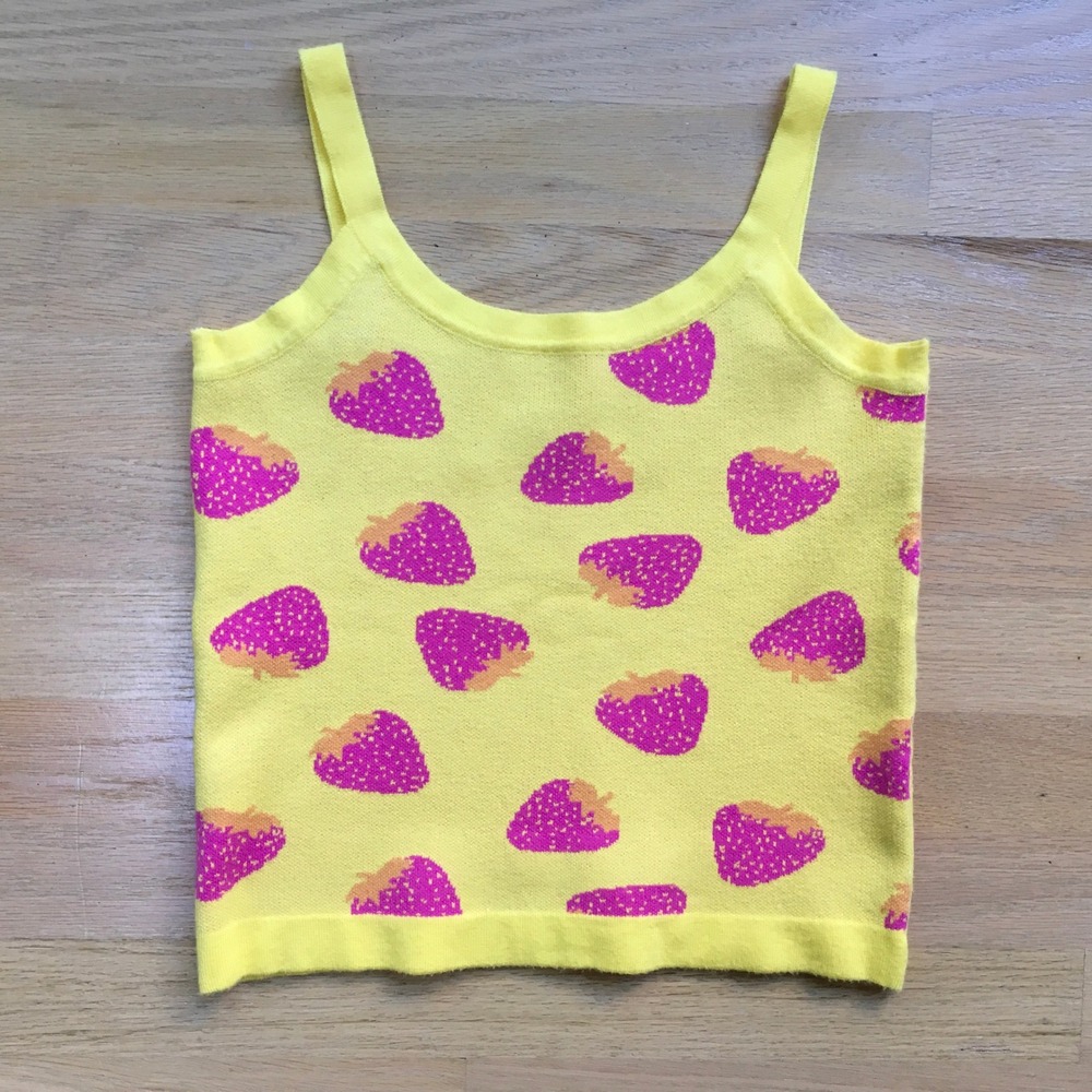 Truce Yellow Strawberry Knit Cami Tank Top Pink Fruit Pattern XL 16